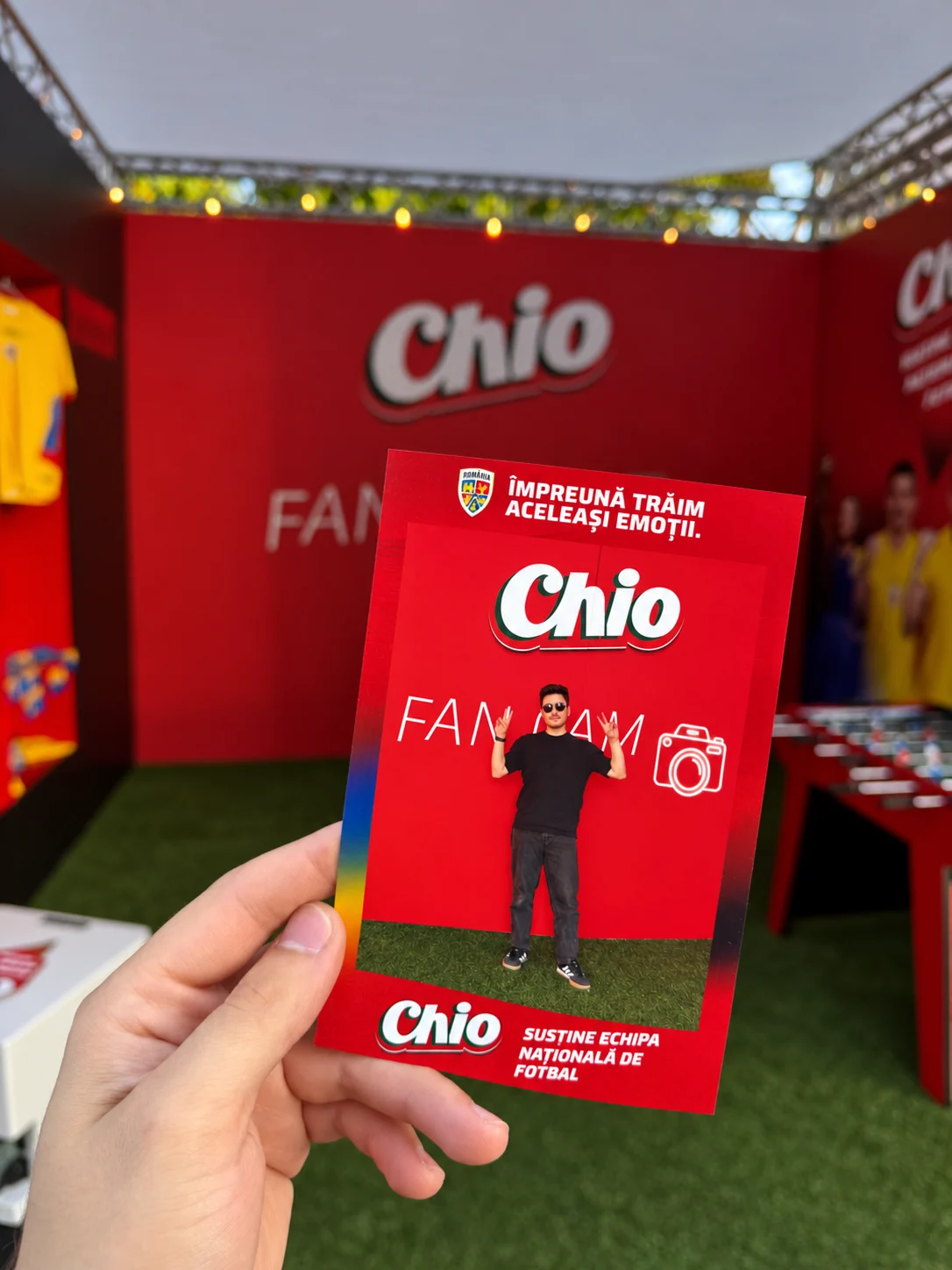 Print foto CHIO pentru fani la meciul României de pe Arena Națională