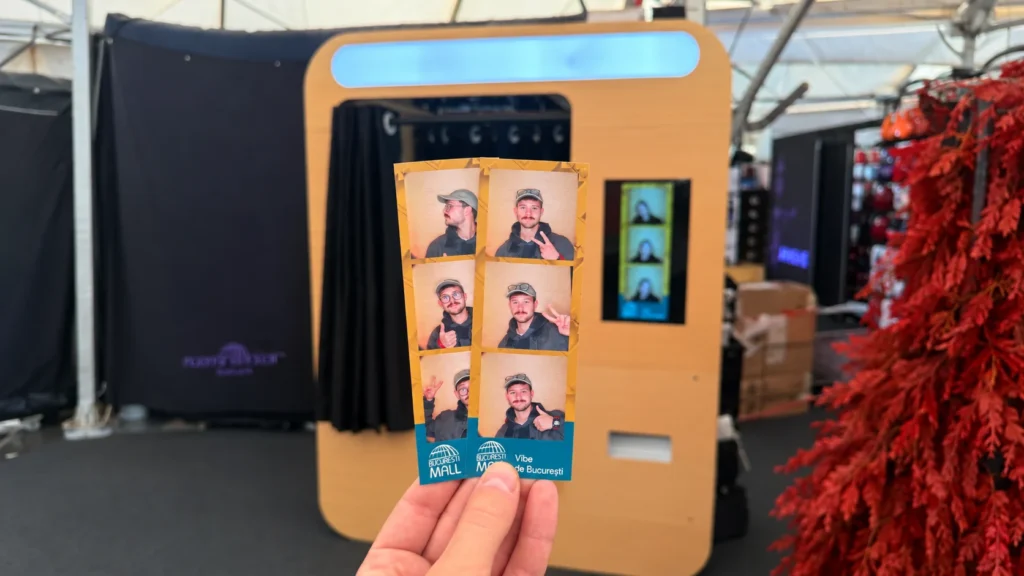 Retro Photobooth la București Mall – Cabină Foto Vintage pentru evenimente